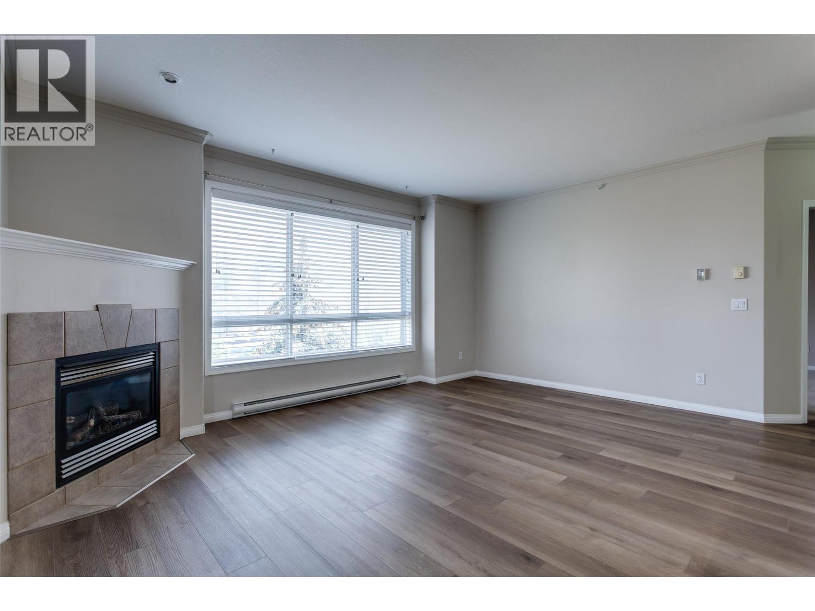 1962 Enterprise Way Unit# 401