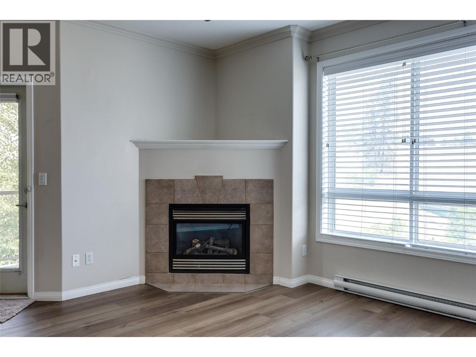 1962 Enterprise Way Unit# 401