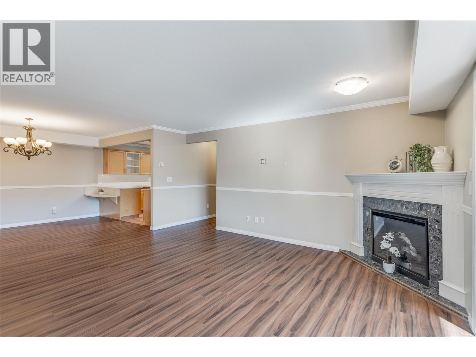 200 DOUGALL Road N Unit# 207