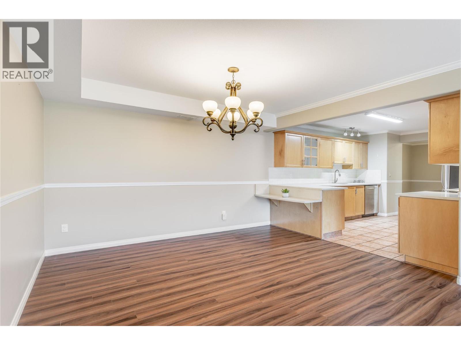200 DOUGALL Road N Unit# 207