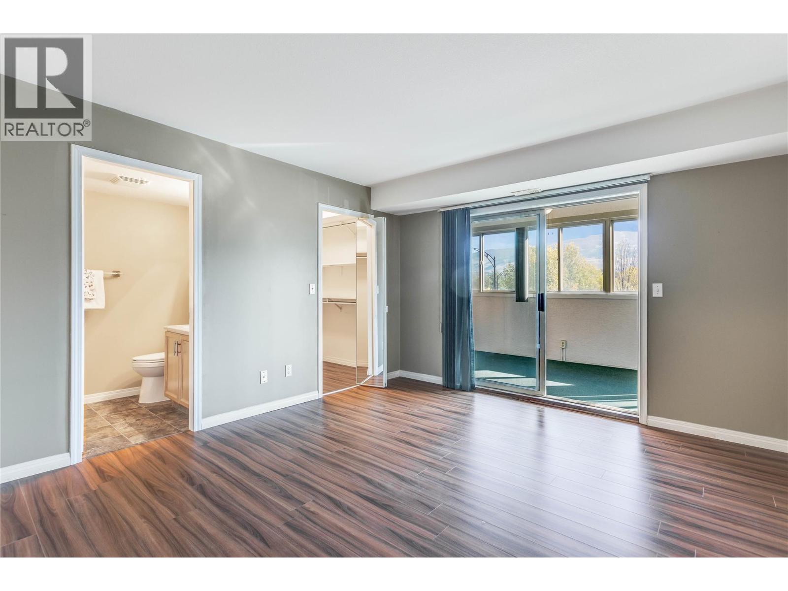 200 DOUGALL Road N Unit# 207