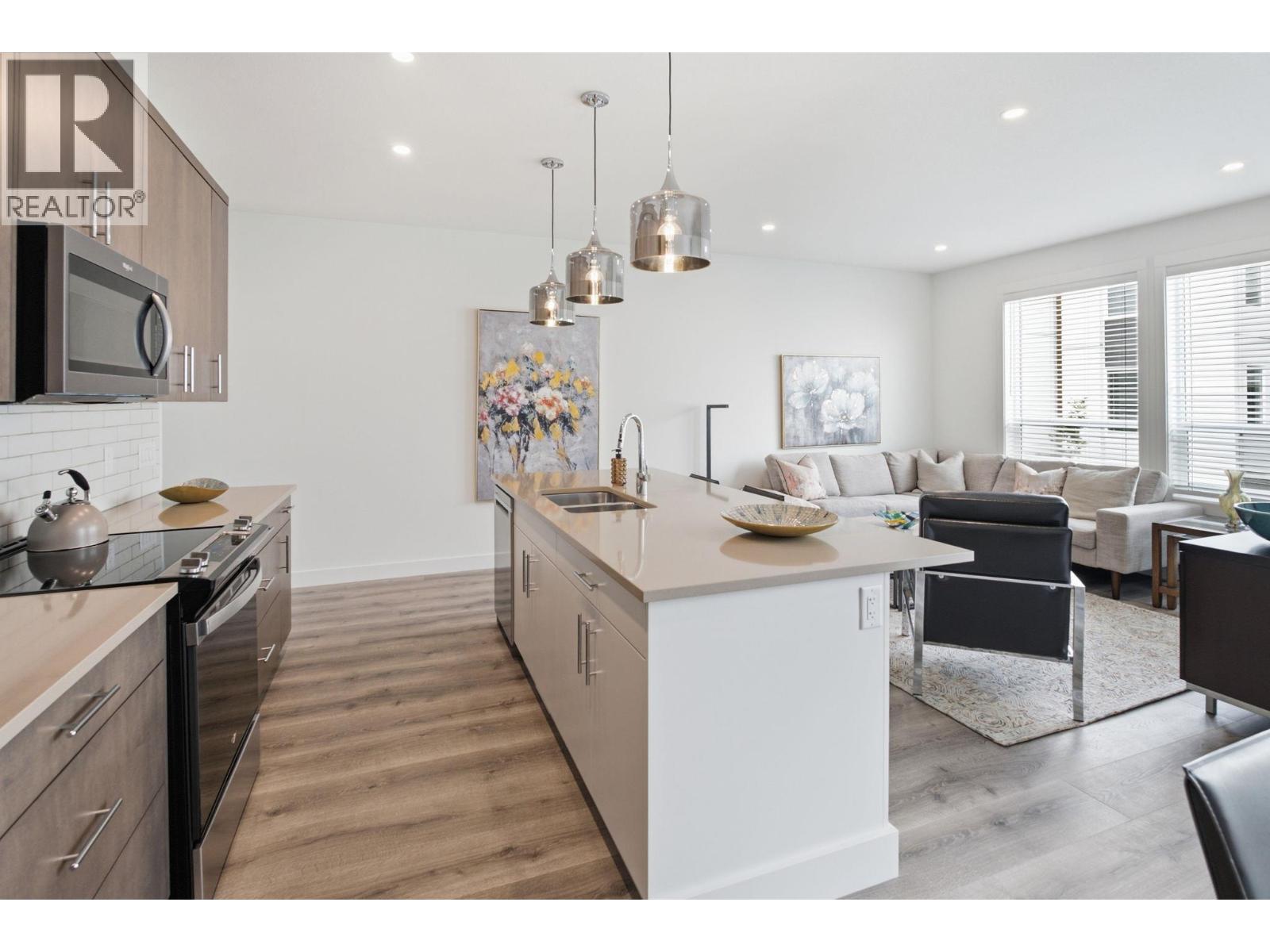 610 Academy Way Unit# 114