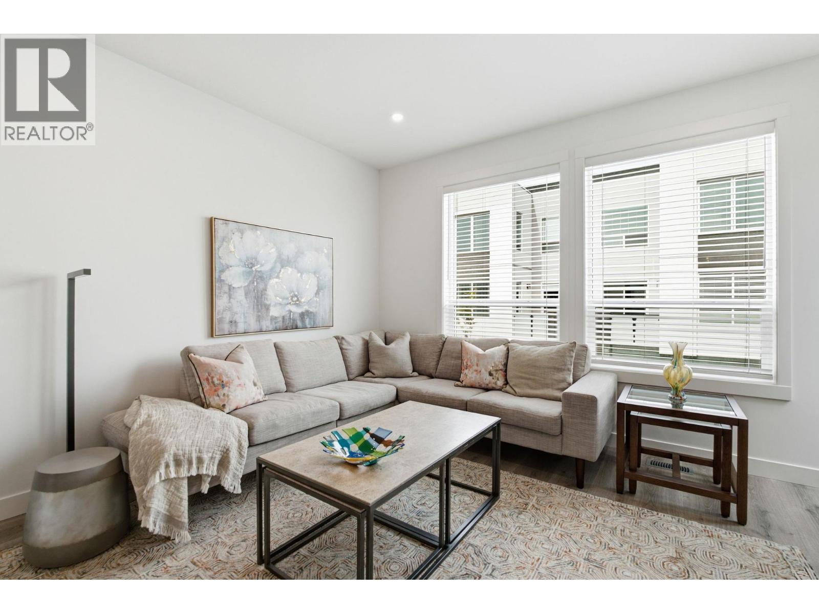 610 Academy Way Unit# 114