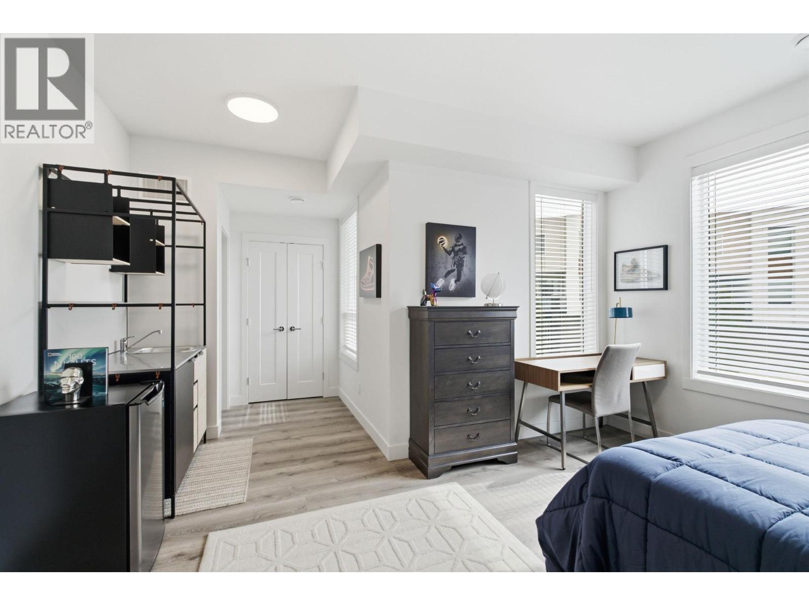 610 Academy Way Unit# 114