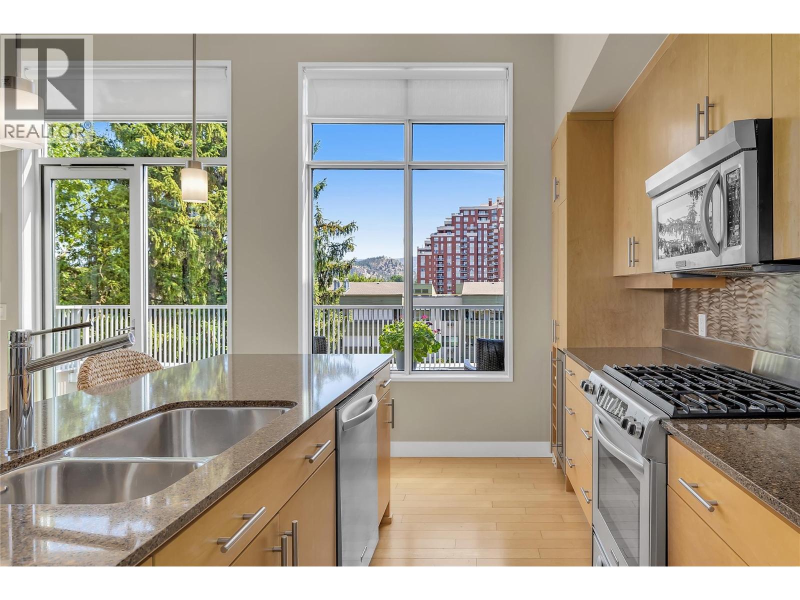 1495 Graham Street Unit# 409