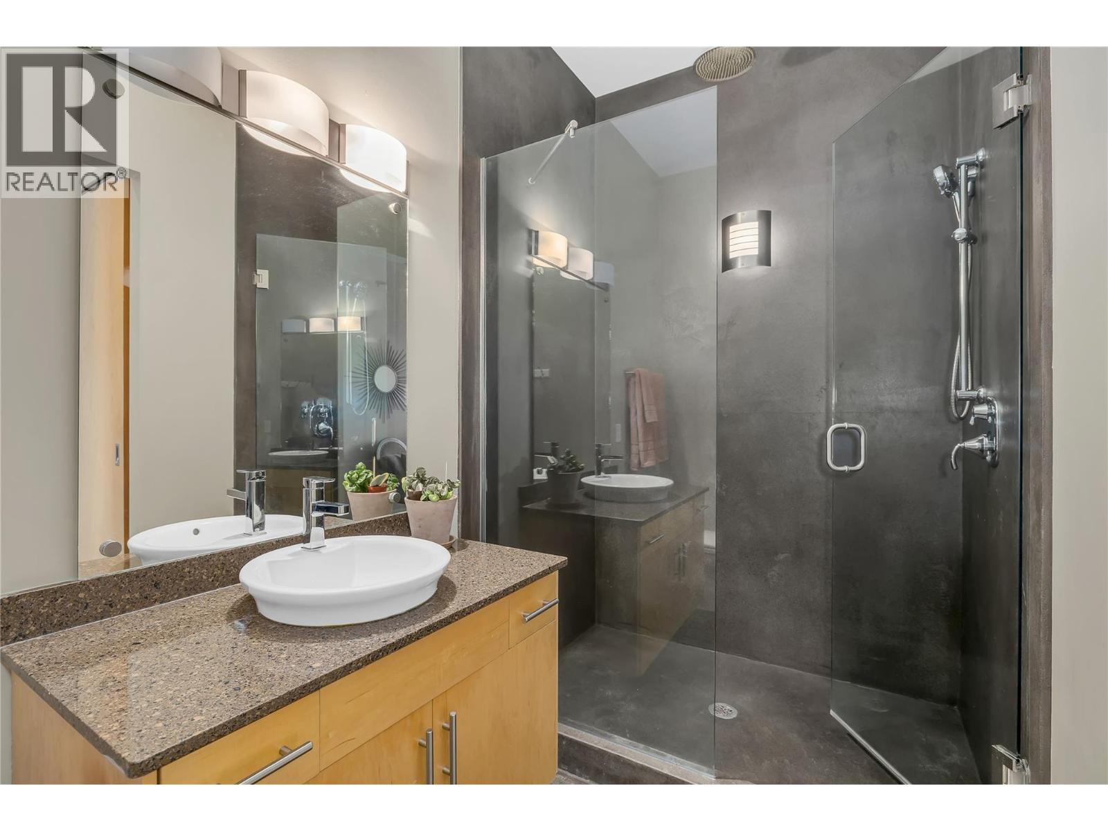 1495 Graham Street Unit# 409