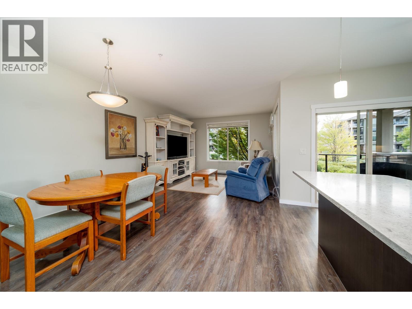 3733 Casorso Road Unit# 104