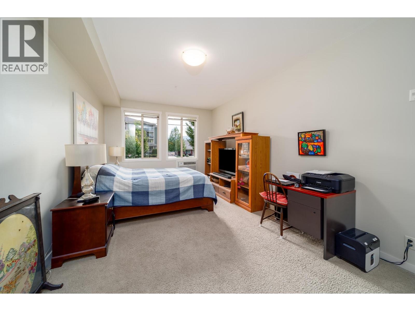 3733 Casorso Road Unit# 104