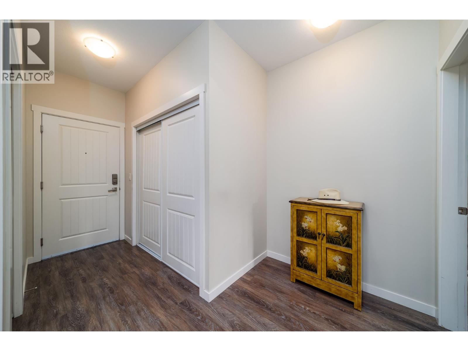 3733 Casorso Road Unit# 104