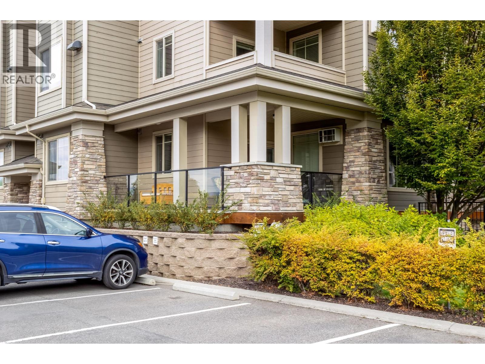 3733 Casorso Road Unit# 104
