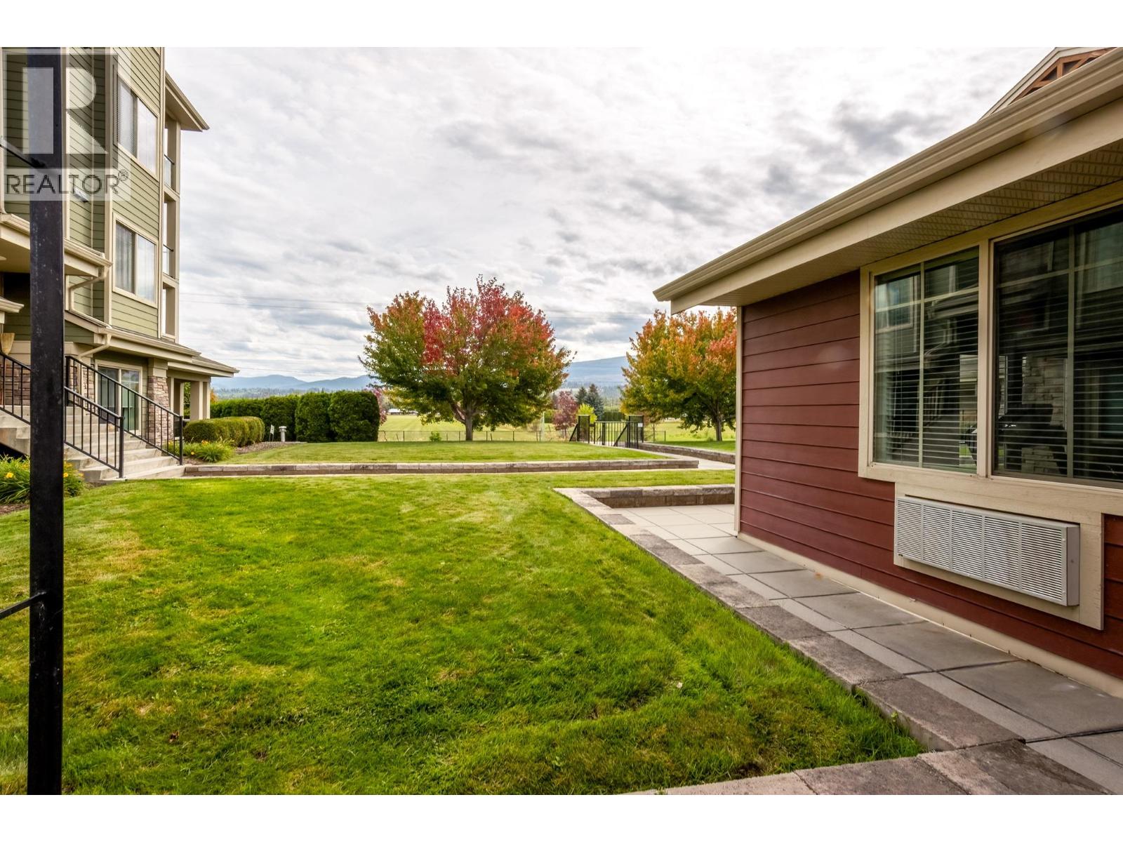 3733 Casorso Road Unit# 104
