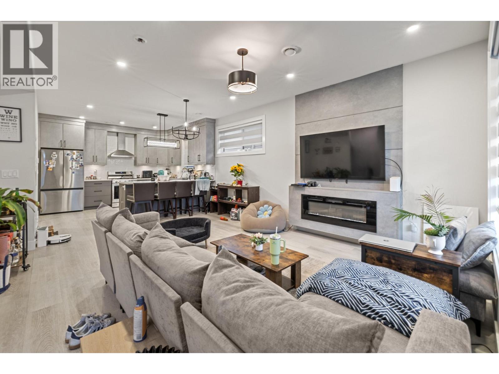 830 Glenwood Avenue Unit# 2