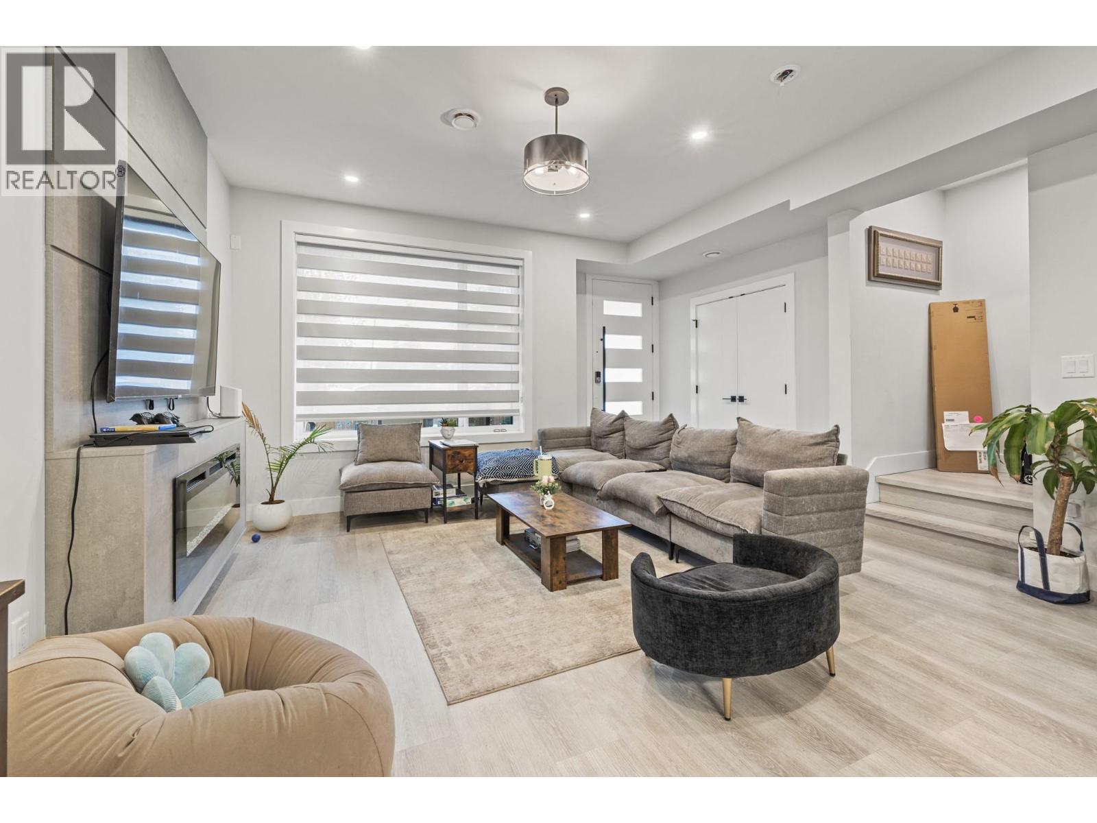 830 Glenwood Avenue Unit# 2
