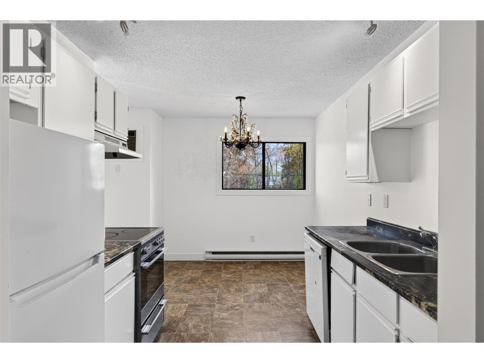 445 Holbrook Road W Unit# 14