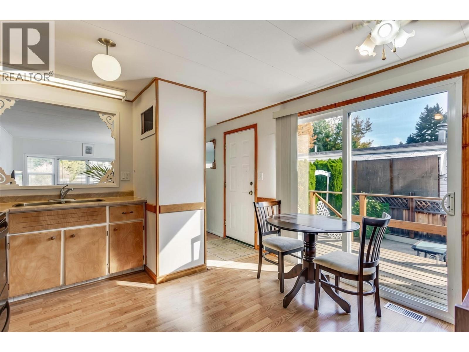 1699 Ross Road Unit# 213