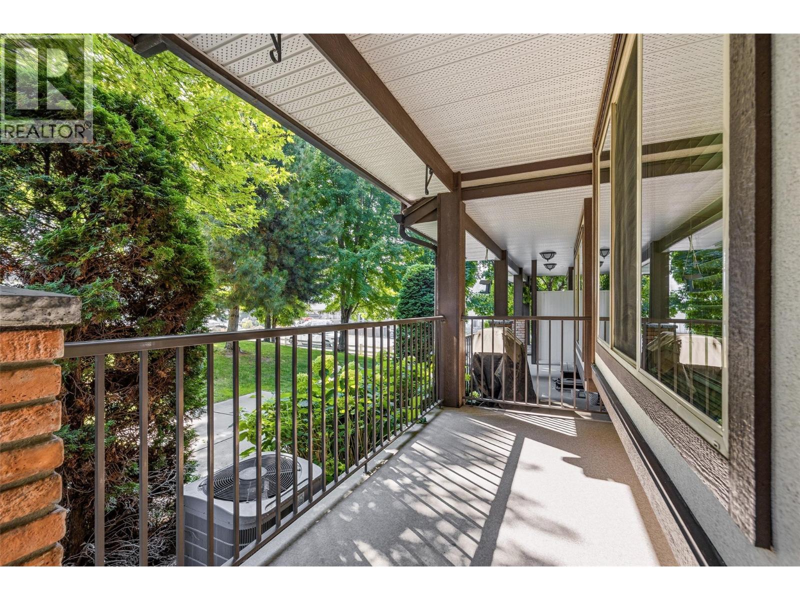 1651 Lynrick Road Unit# 105