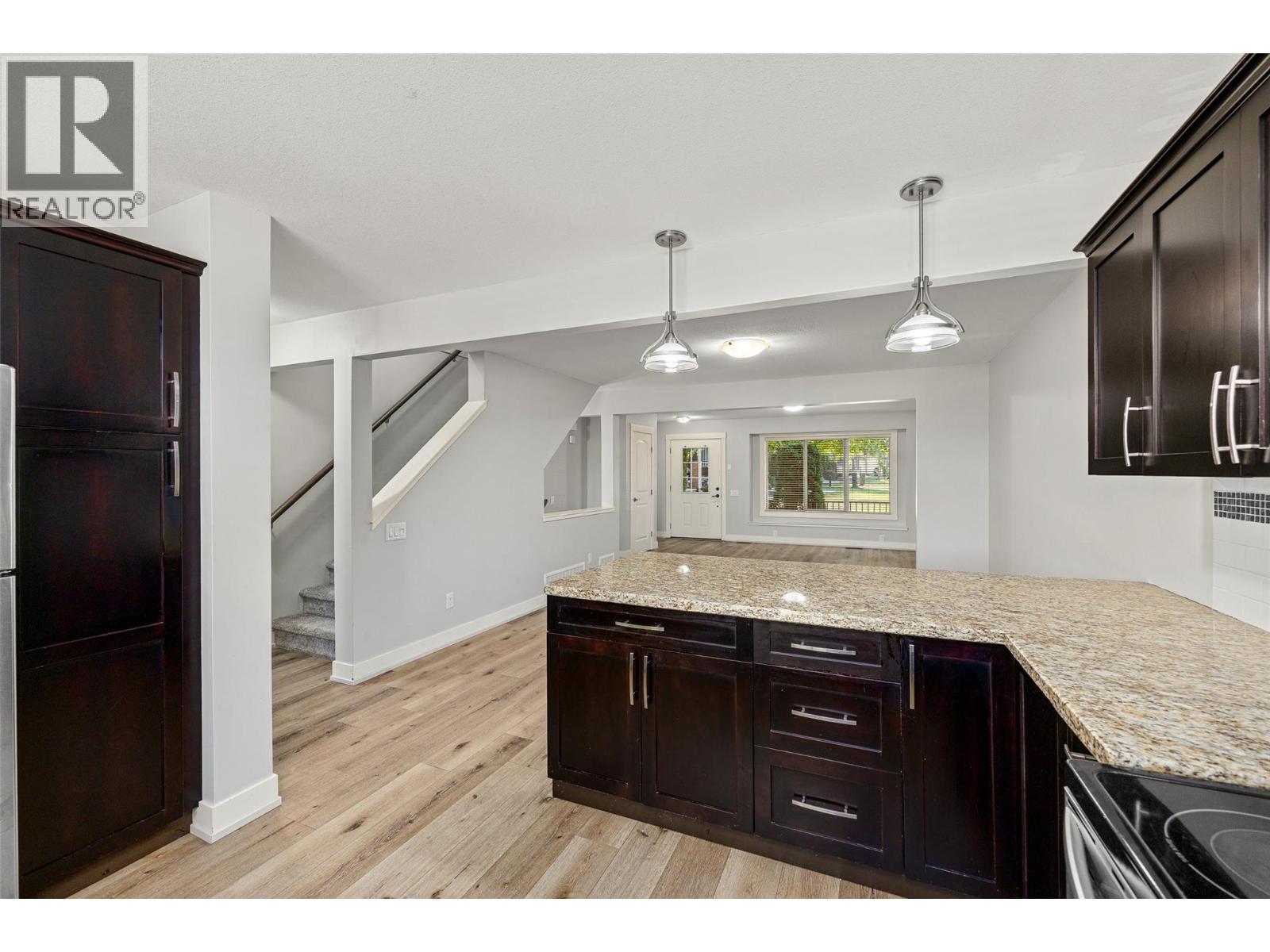 1651 Lynrick Road Unit# 105