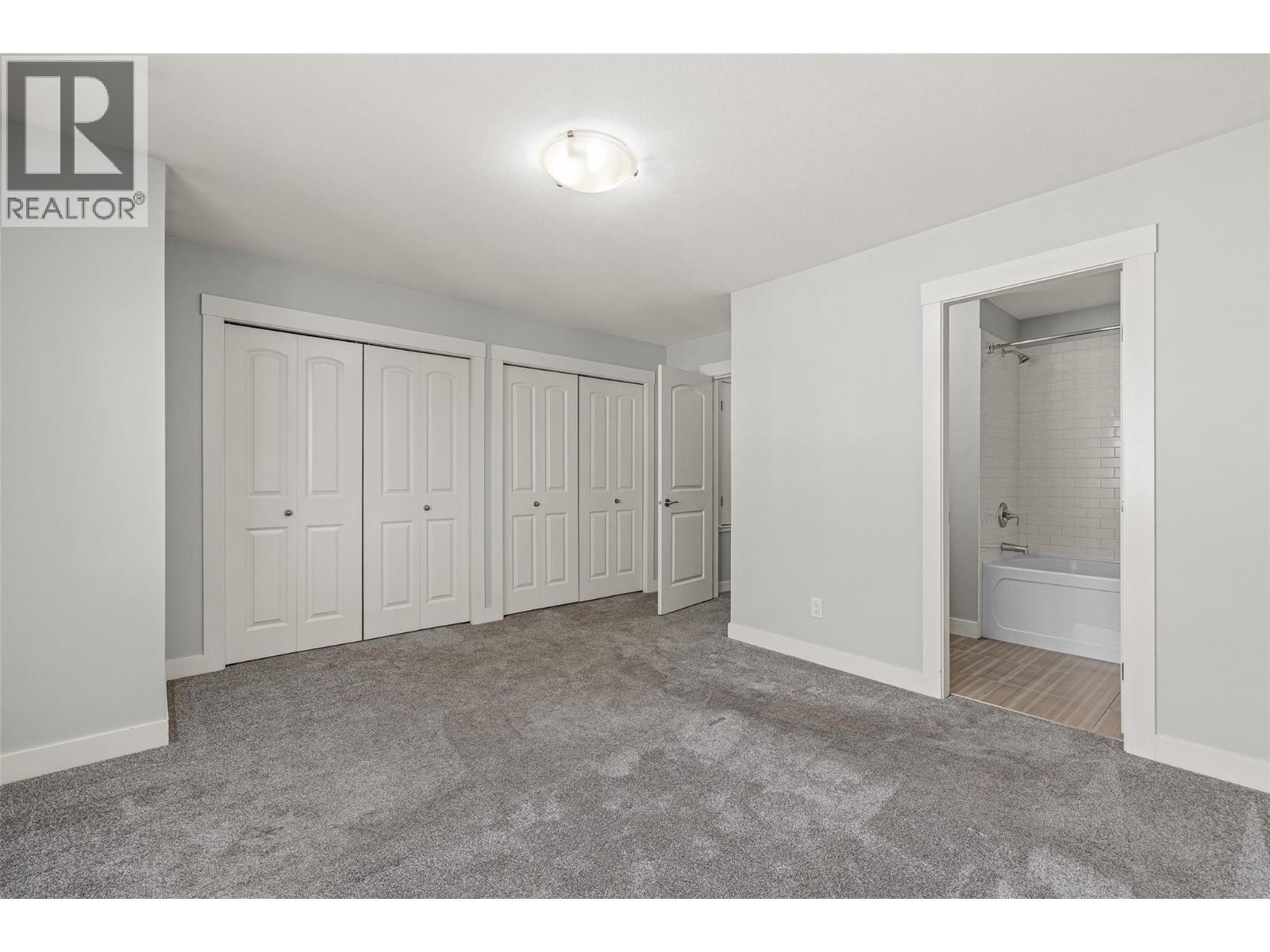 1651 Lynrick Road Unit# 105