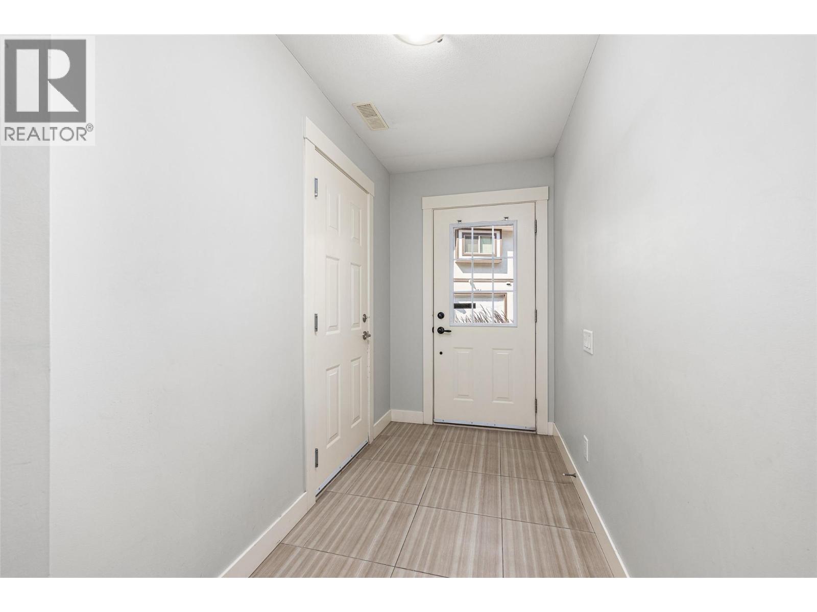 1651 Lynrick Road Unit# 105