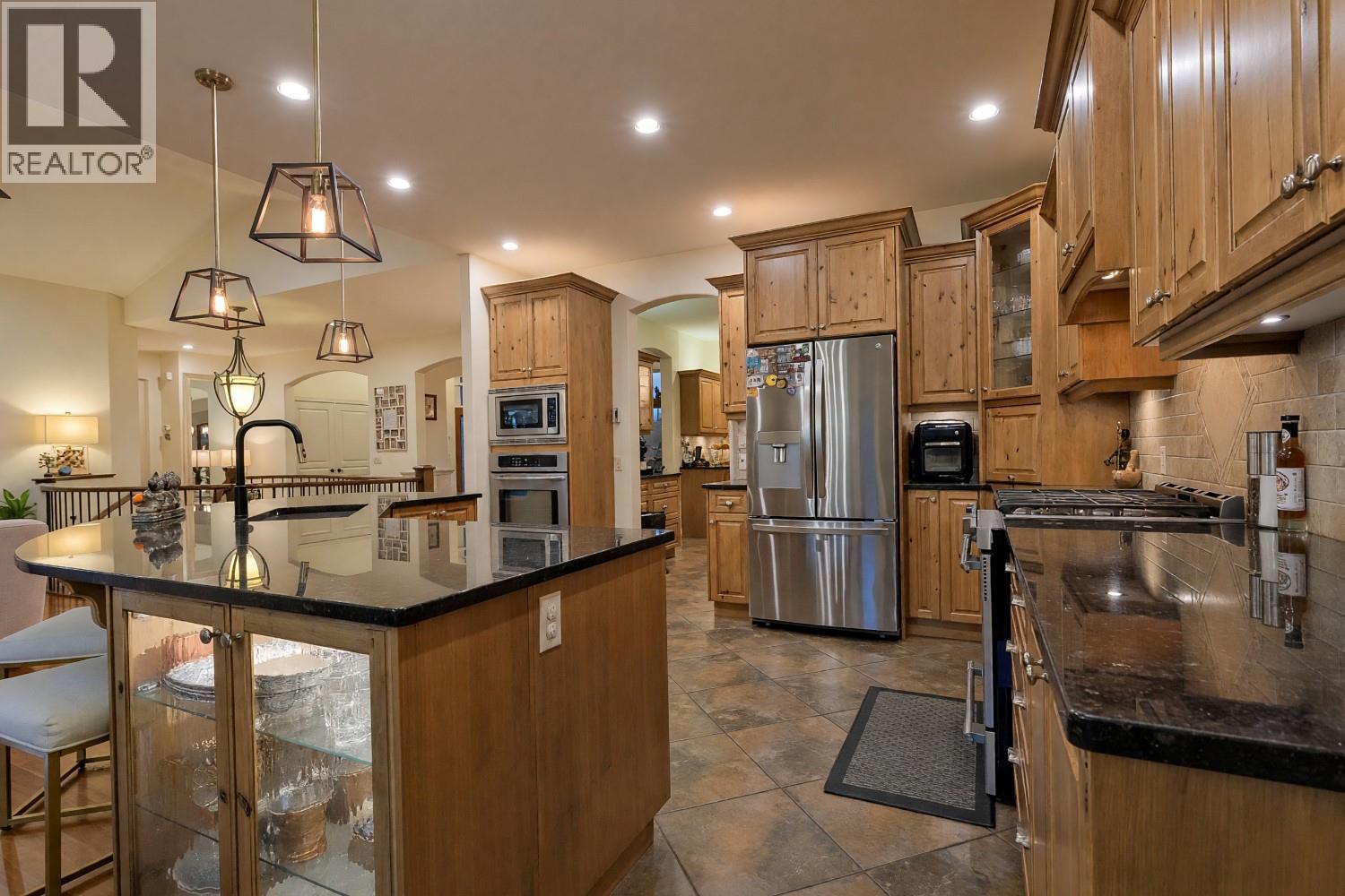 3420 Camelback Drive
