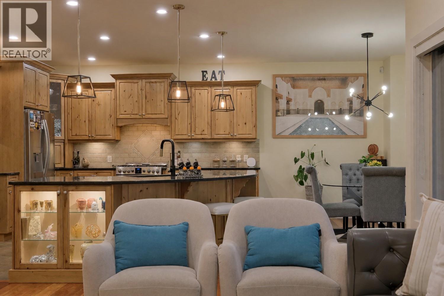 3420 Camelback Drive