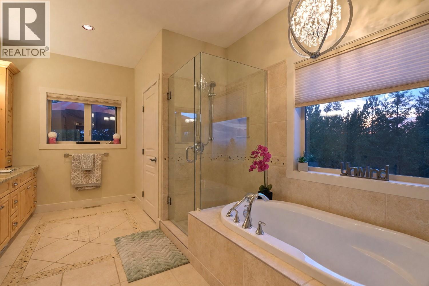 3420 Camelback Drive