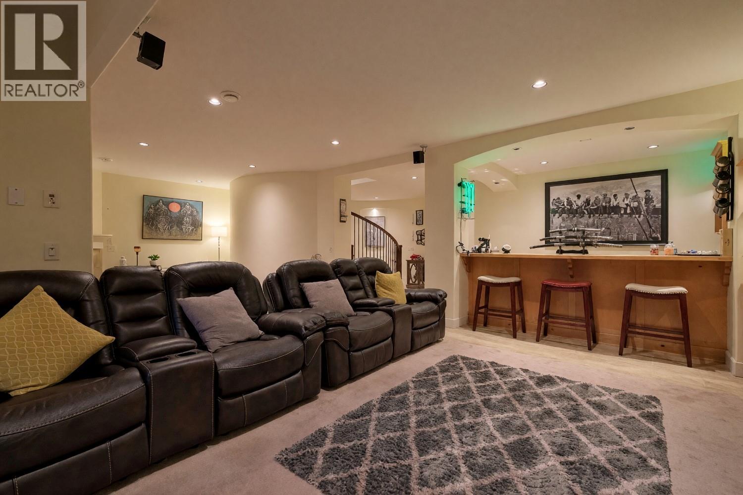 3420 Camelback Drive