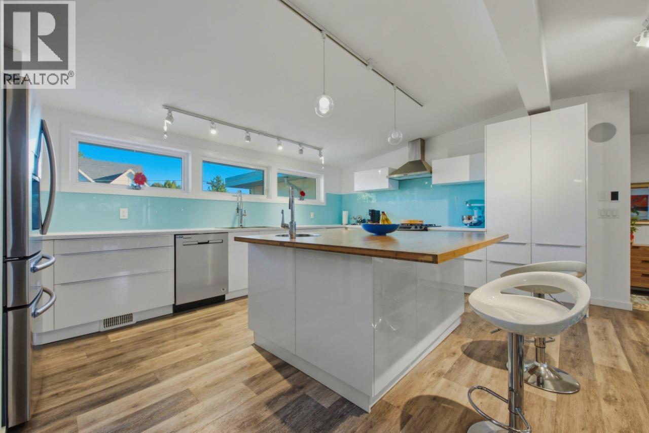 445 Sarsons Road