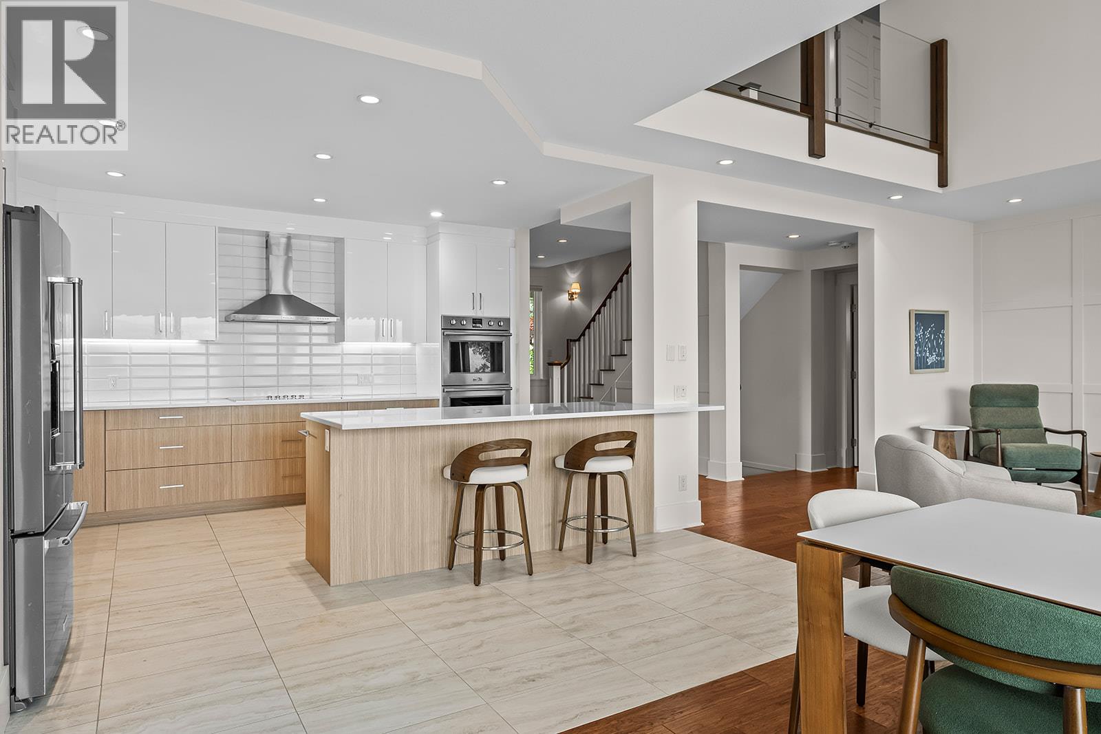 2259 Westside Place