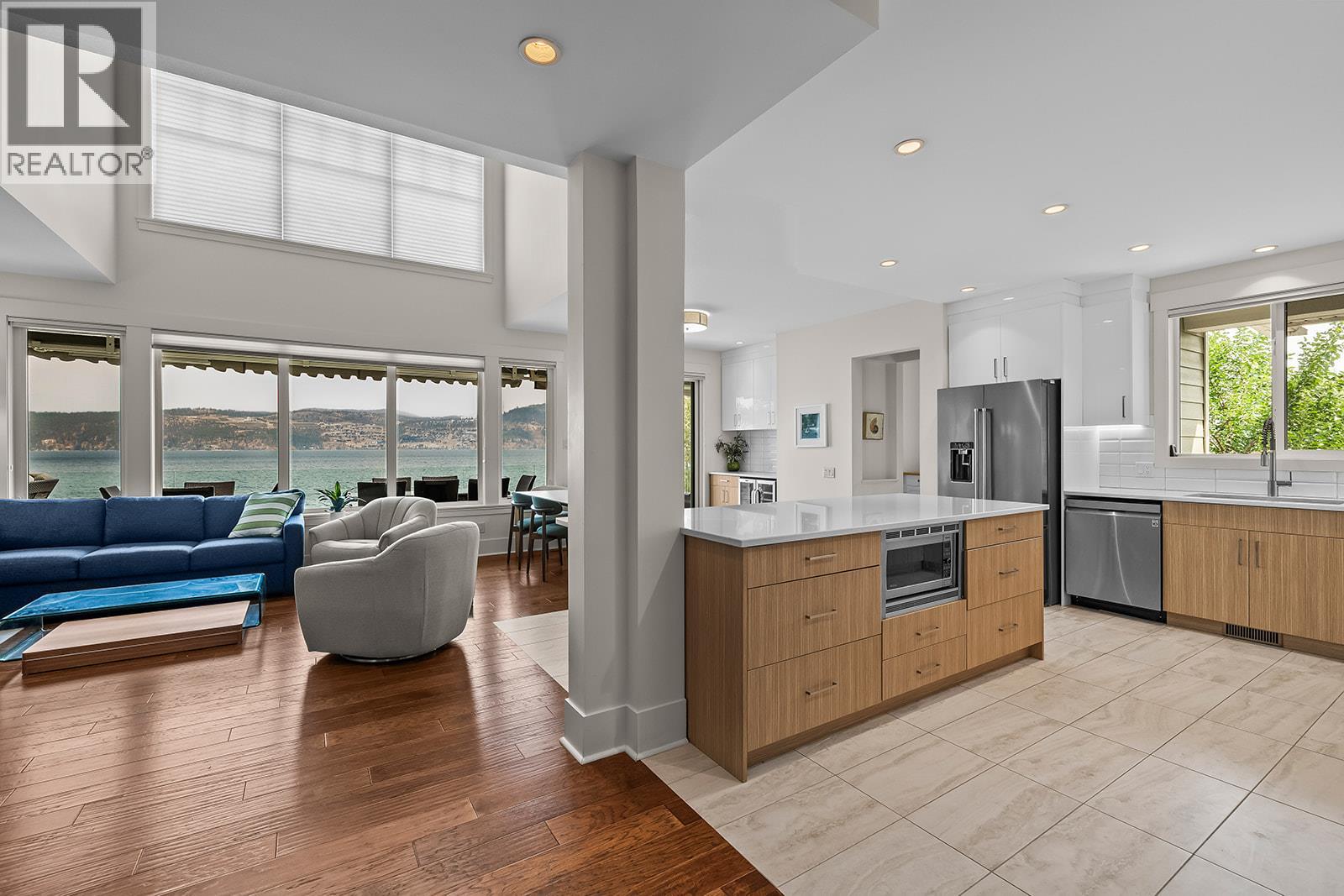 2259 Westside Place