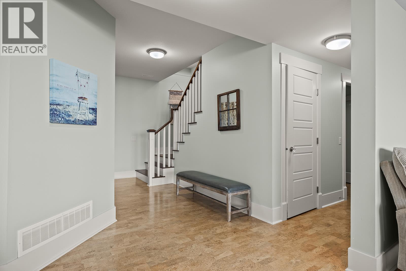 2259 Westside Place