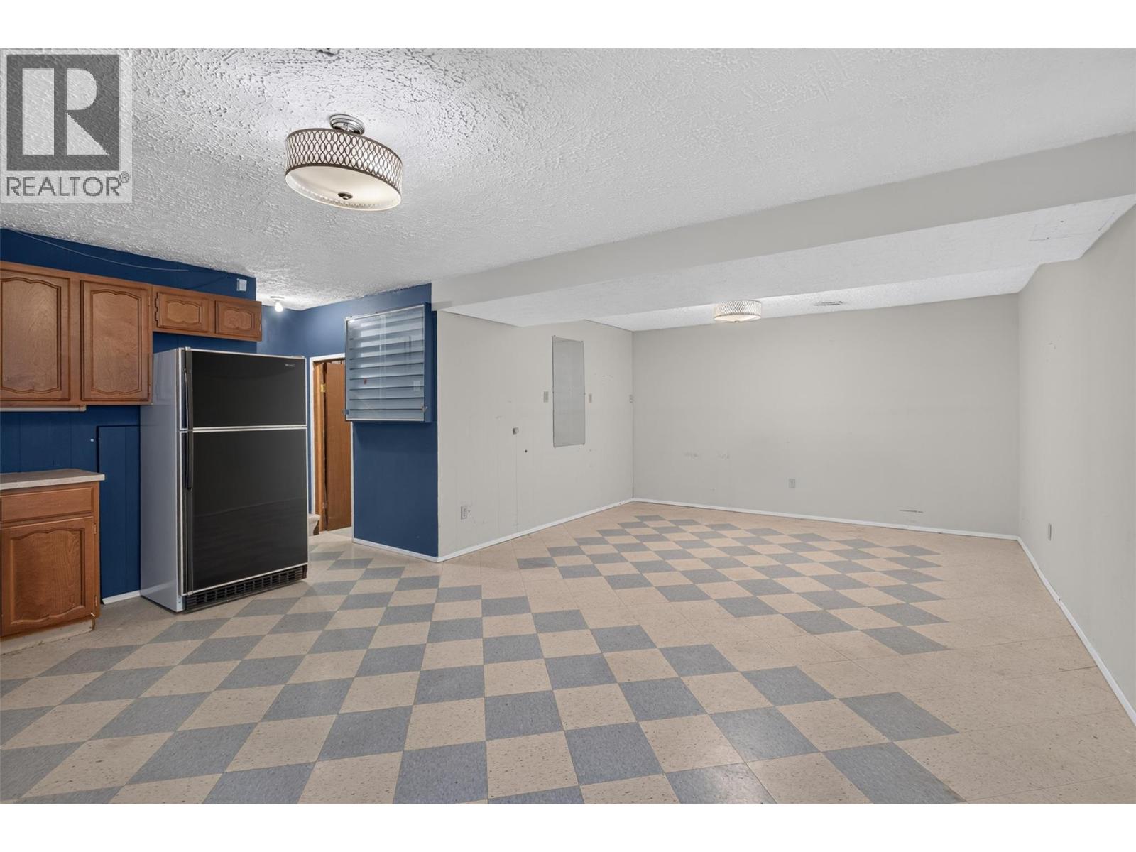 838 McKenzie Road