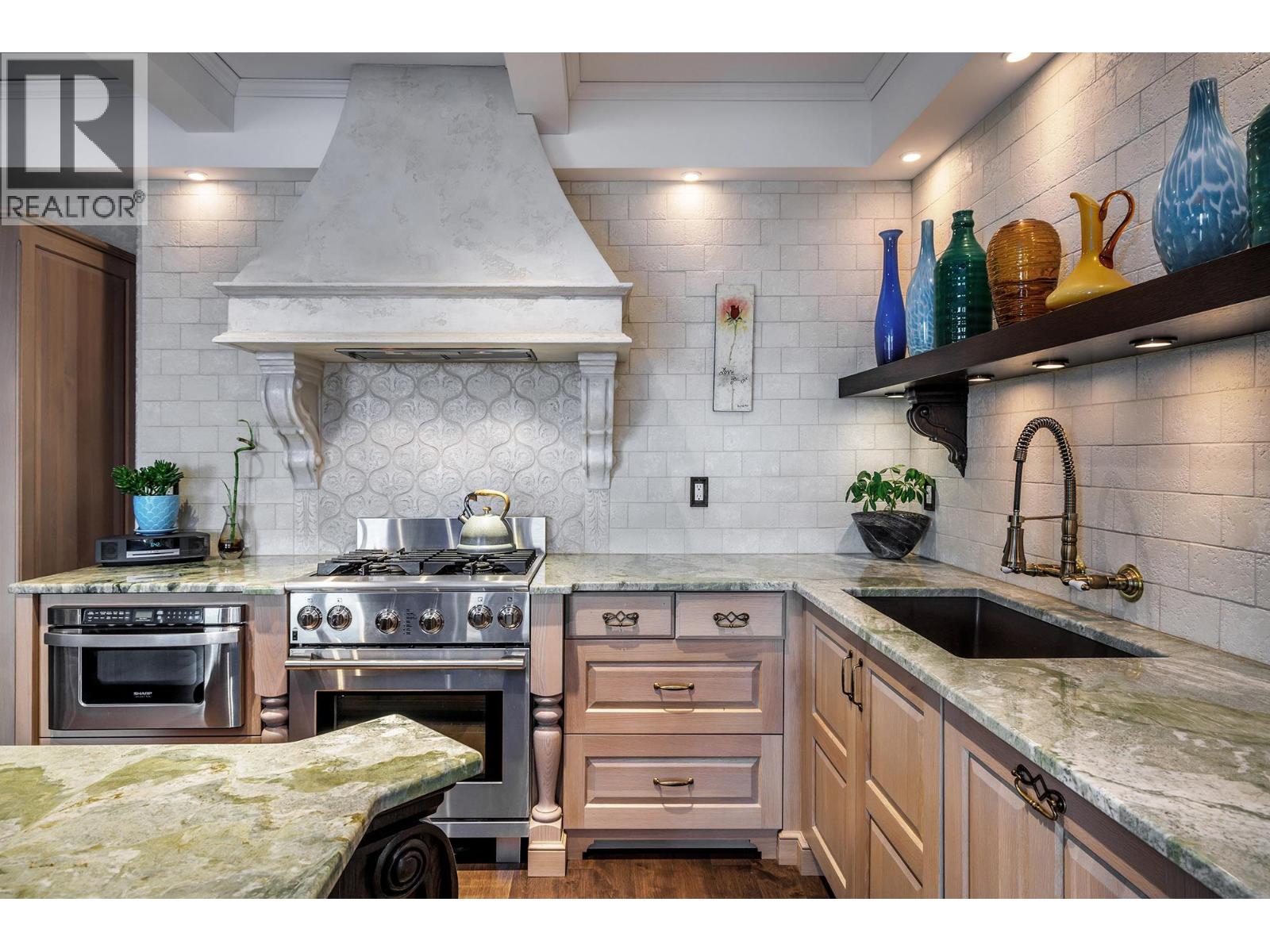 1128 Sunset Drive Unit# 1702