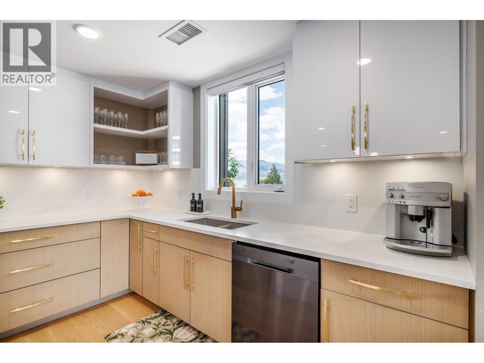 529 Truswell Road Unit# 503