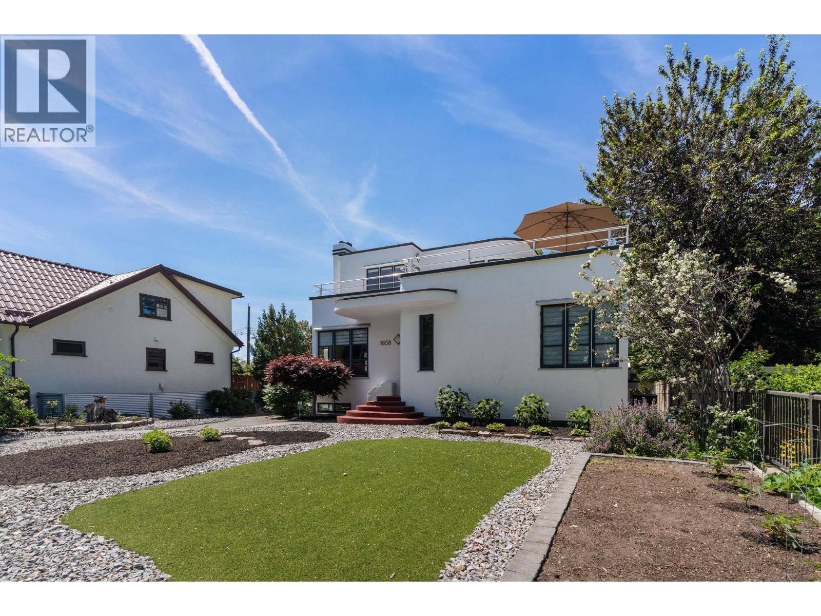 1858 Abbott Street