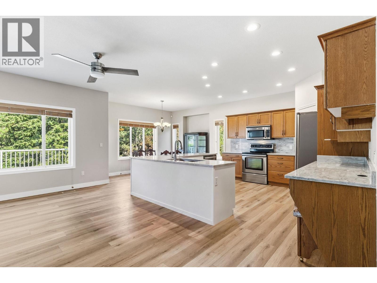 416 Quilchena Drive