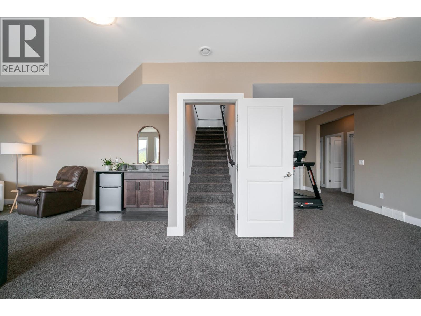 2420 Tallus Heights Drive