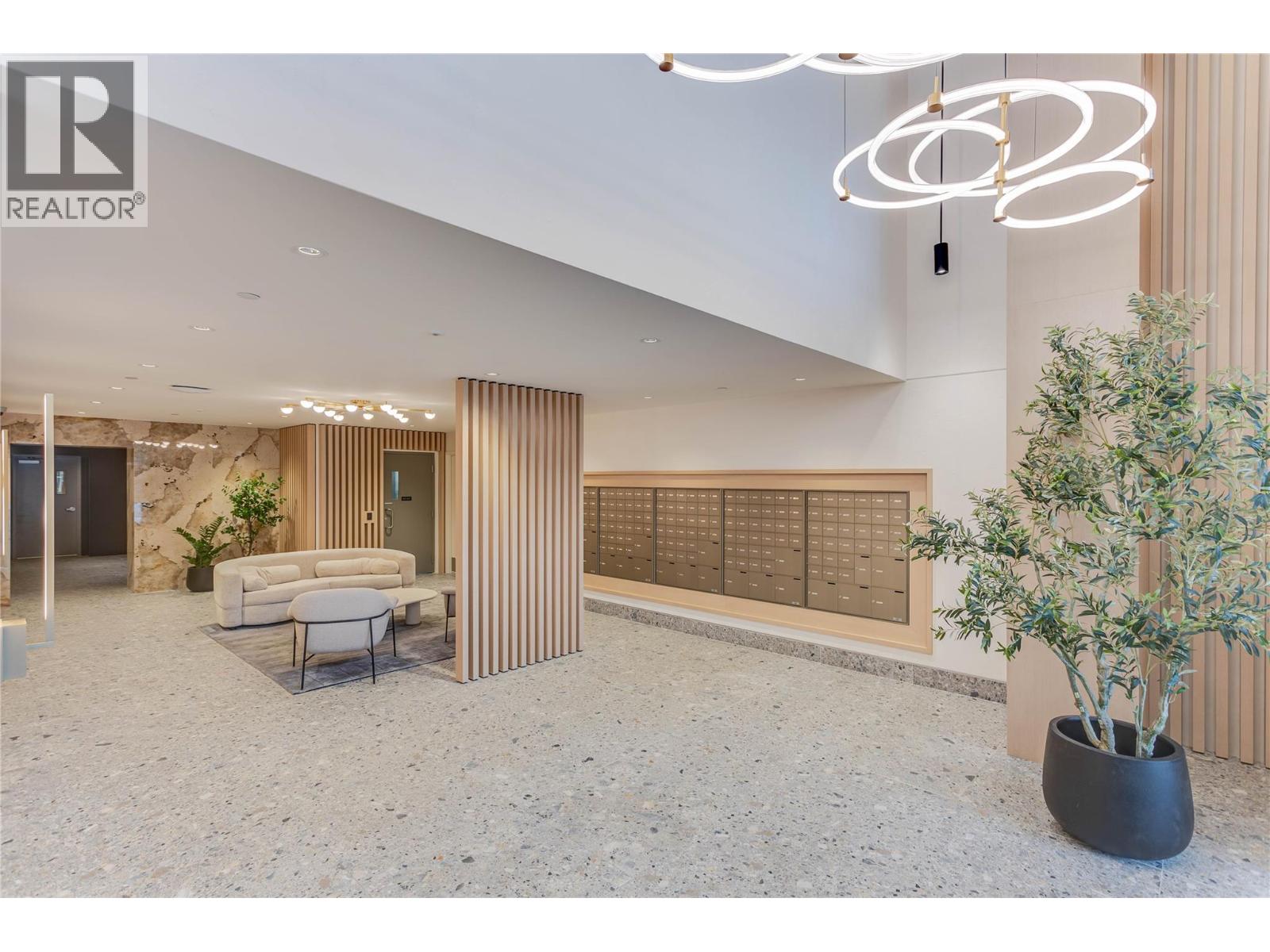 3300 Lakeshore Road Unit# 615