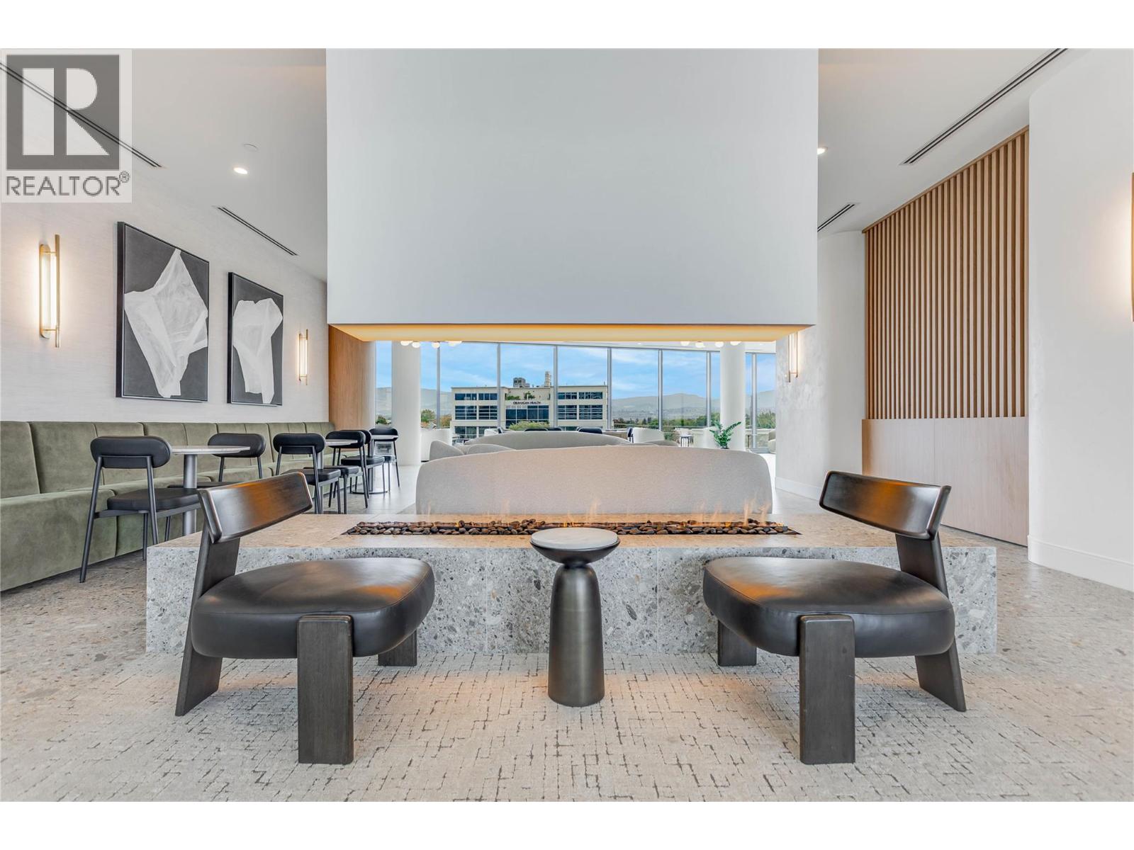 3300 Lakeshore Road Unit# 615