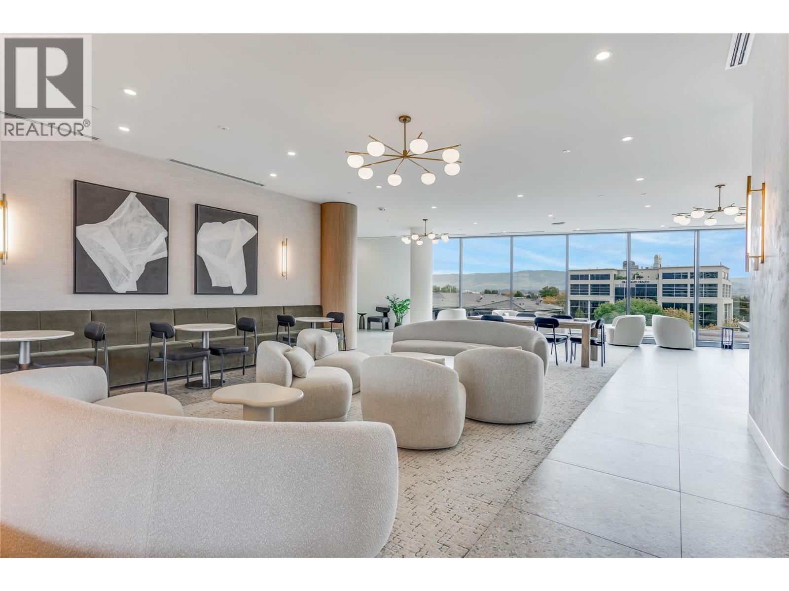 3300 Lakeshore Road Unit# 615