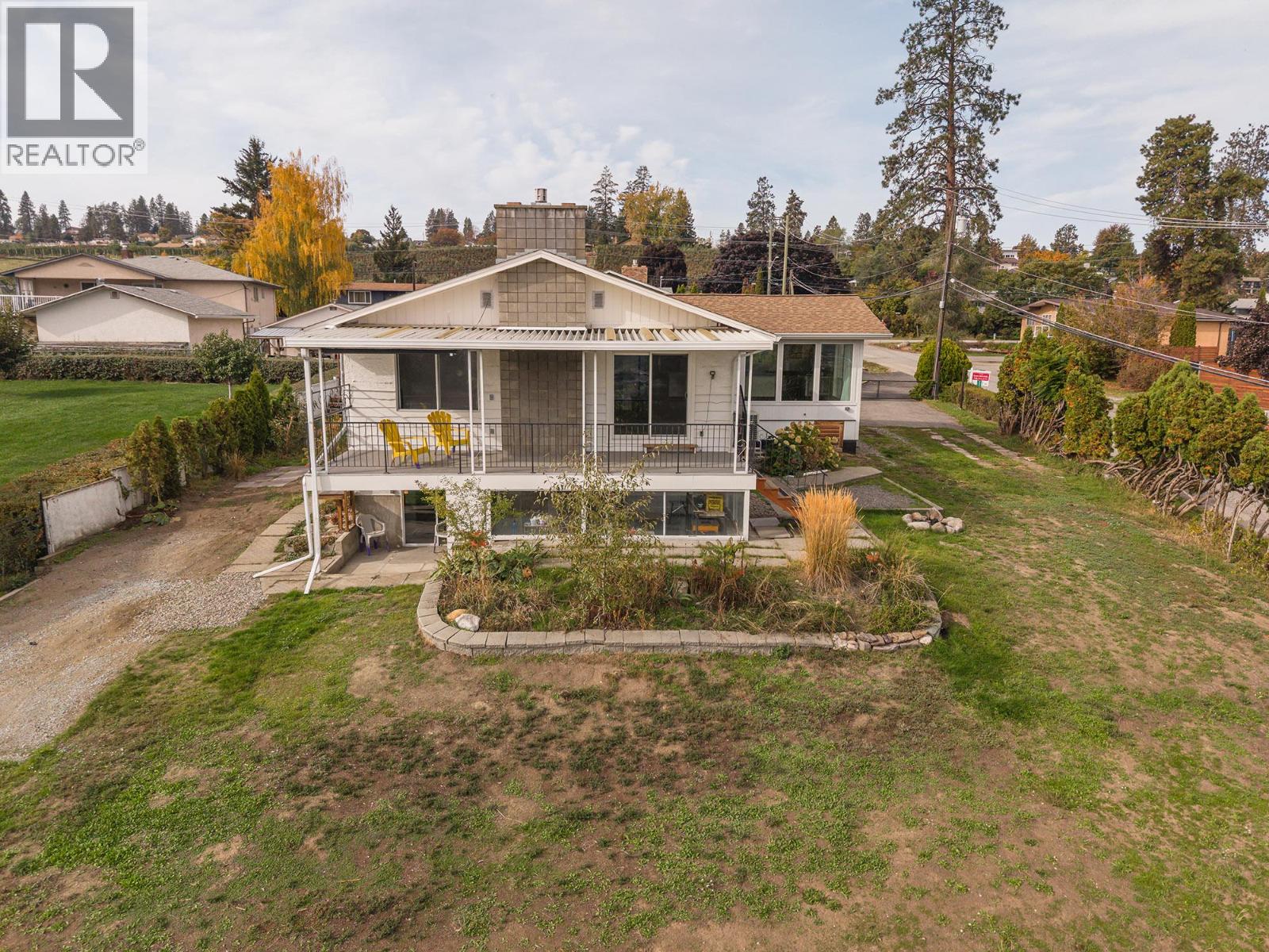 2575 Robinson Road
