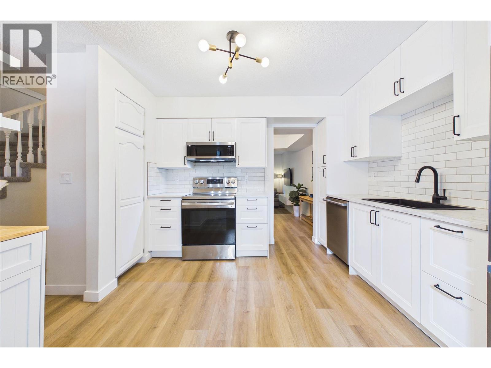 1995 Burtch Road Unit# 162