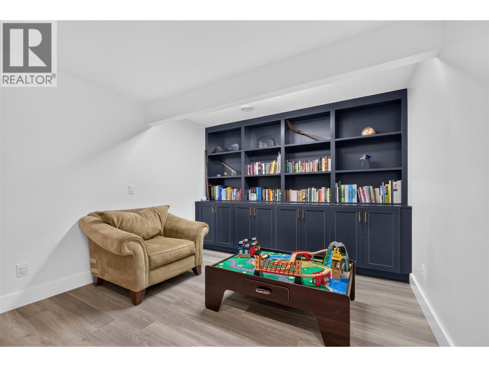 5507 Lee Lane