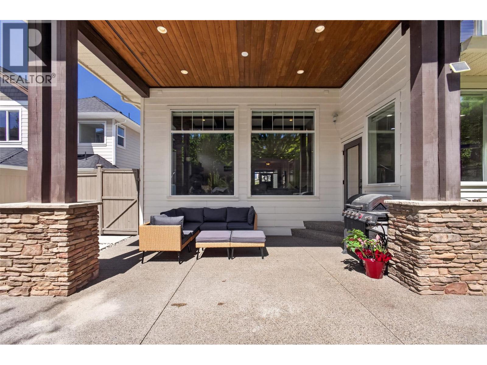 5507 Lee Lane