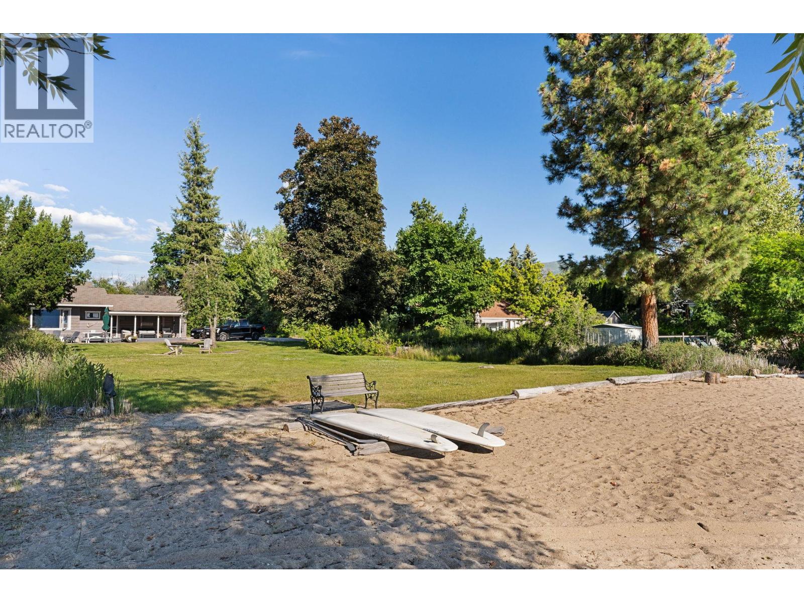 4164 Lakeshore Road