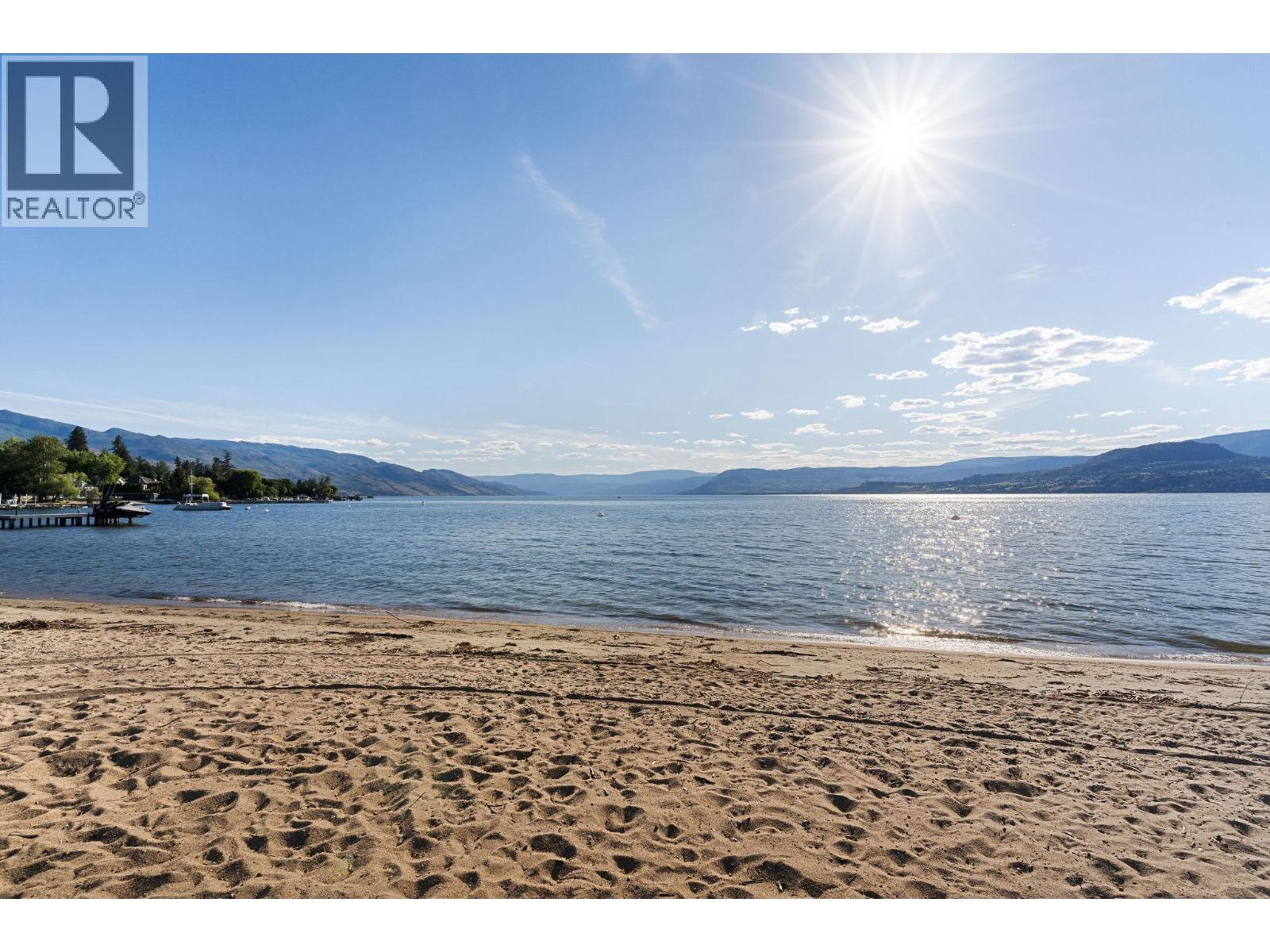 4164 Lakeshore Road