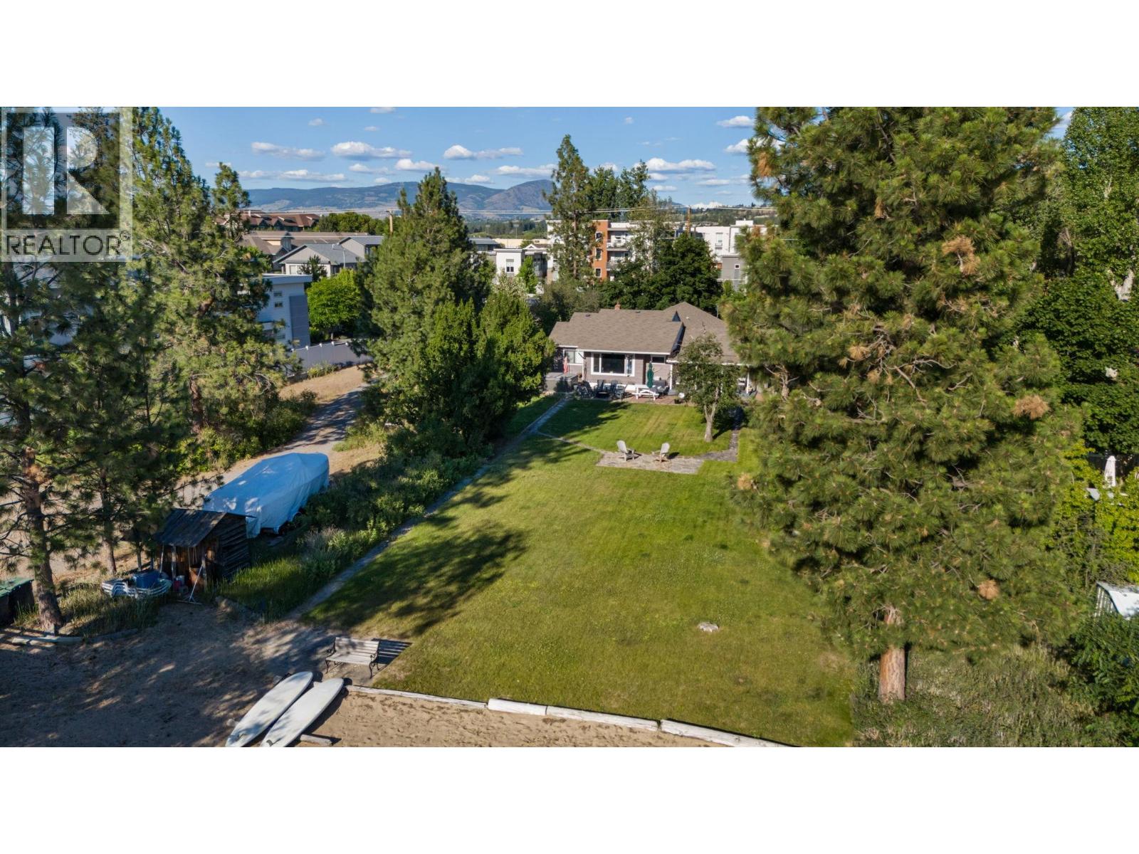 4164 Lakeshore Road