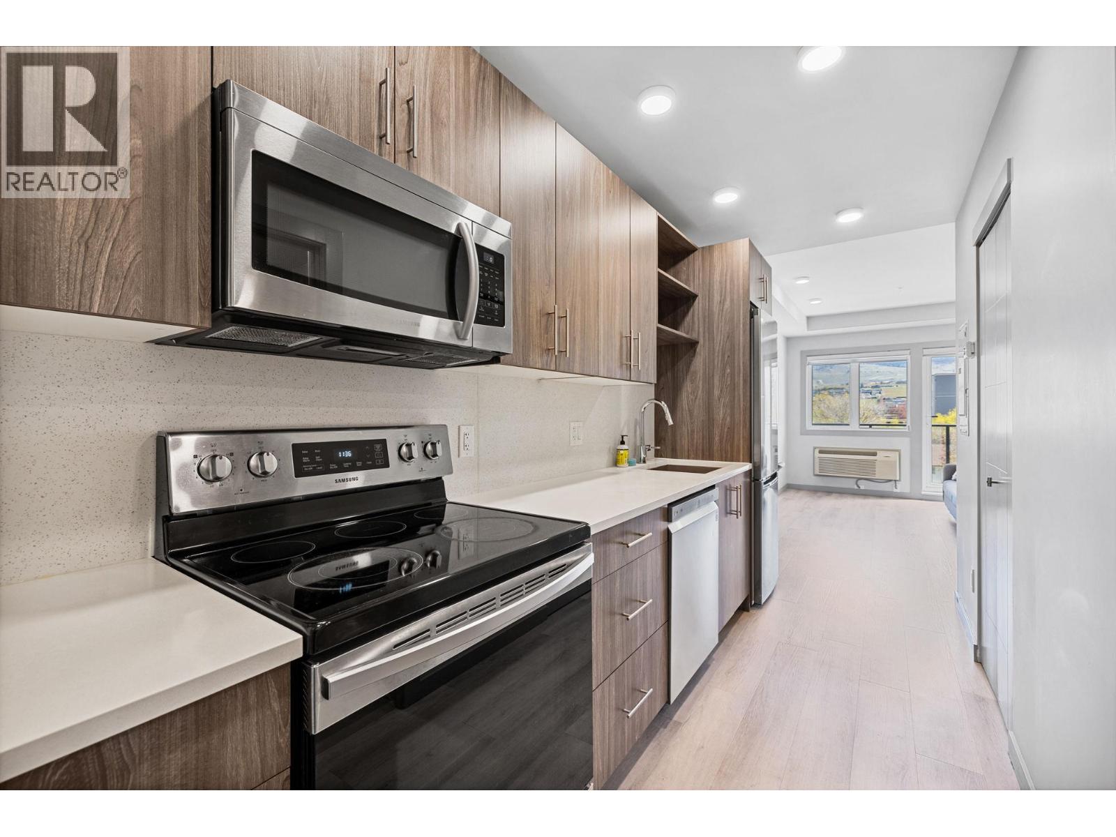 345 Dougall Road N Unit# 320