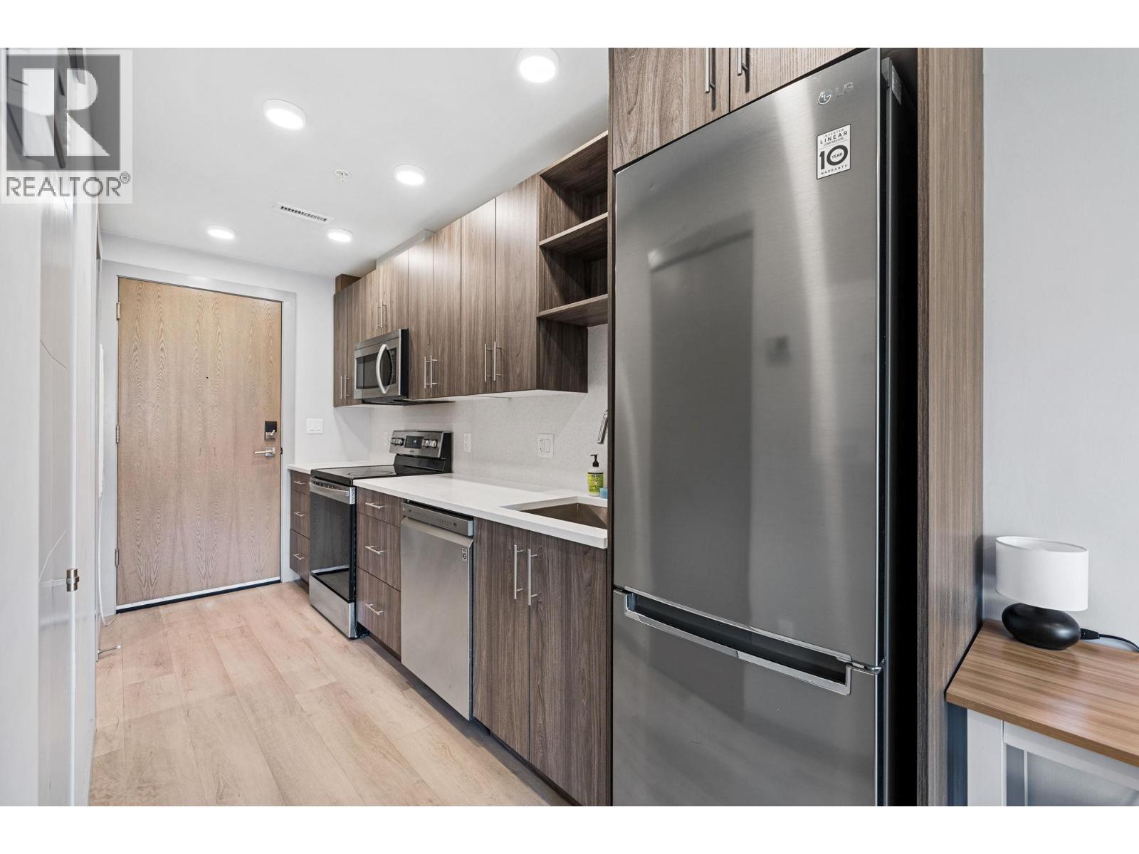 345 Dougall Road N Unit# 320