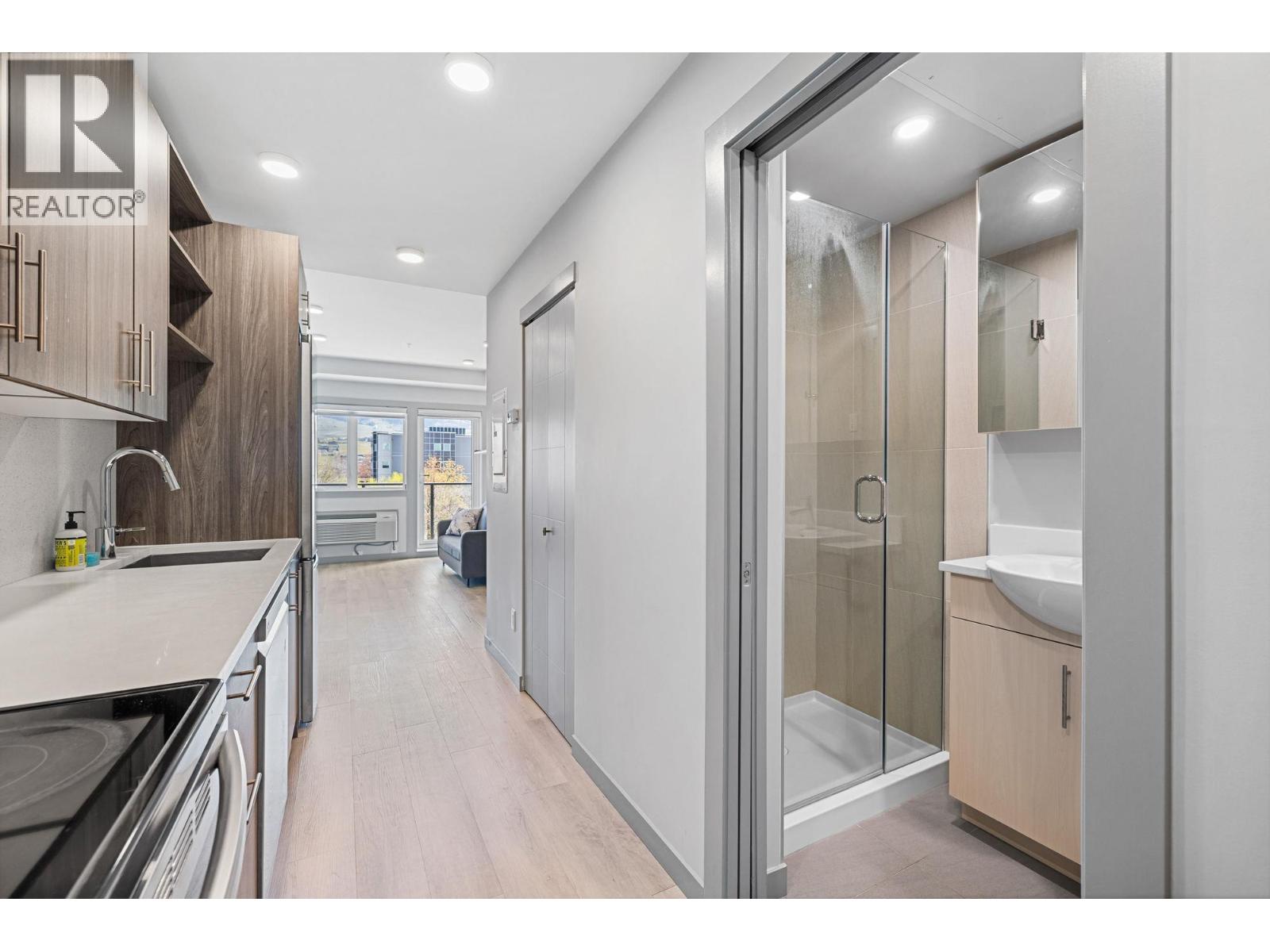 345 Dougall Road N Unit# 320